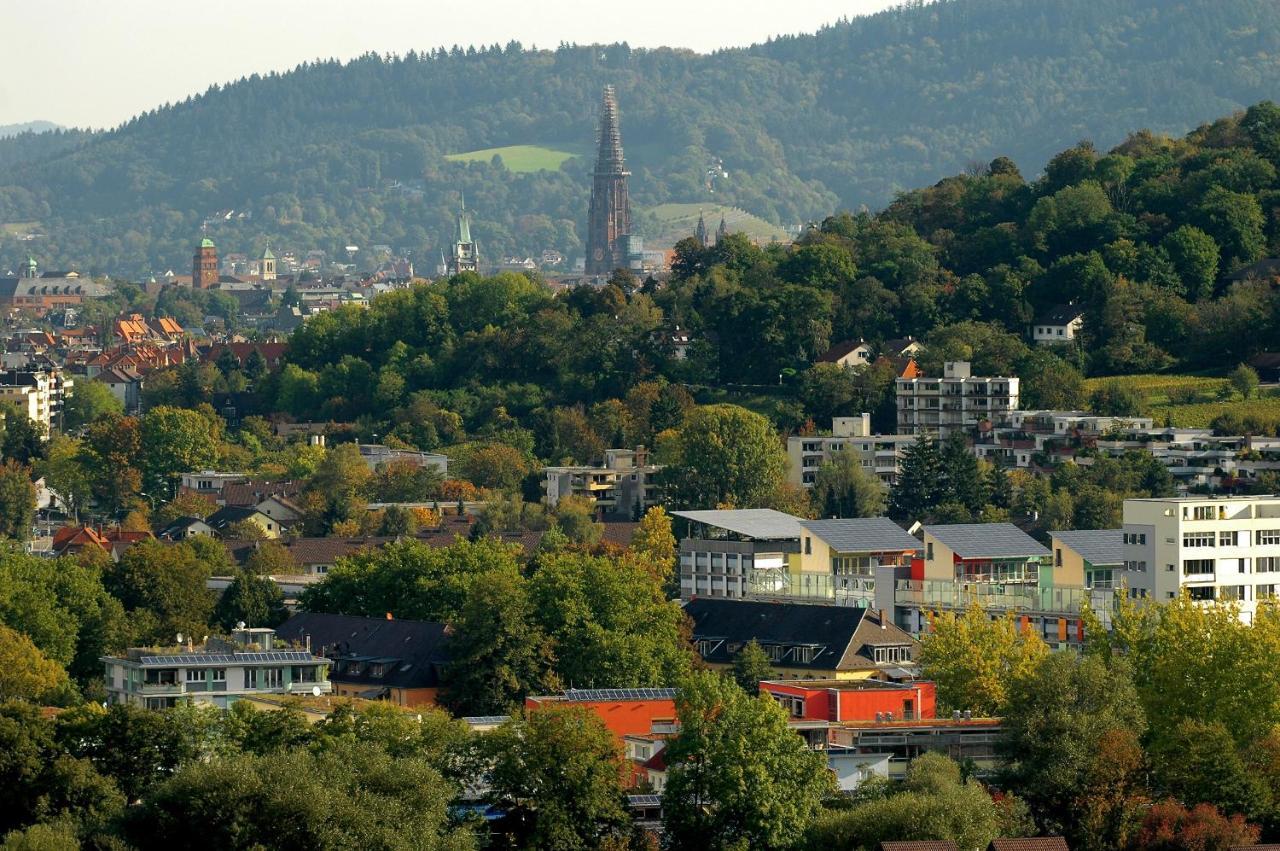 Invite Hotel Loewen Freiburg Buitenkant foto